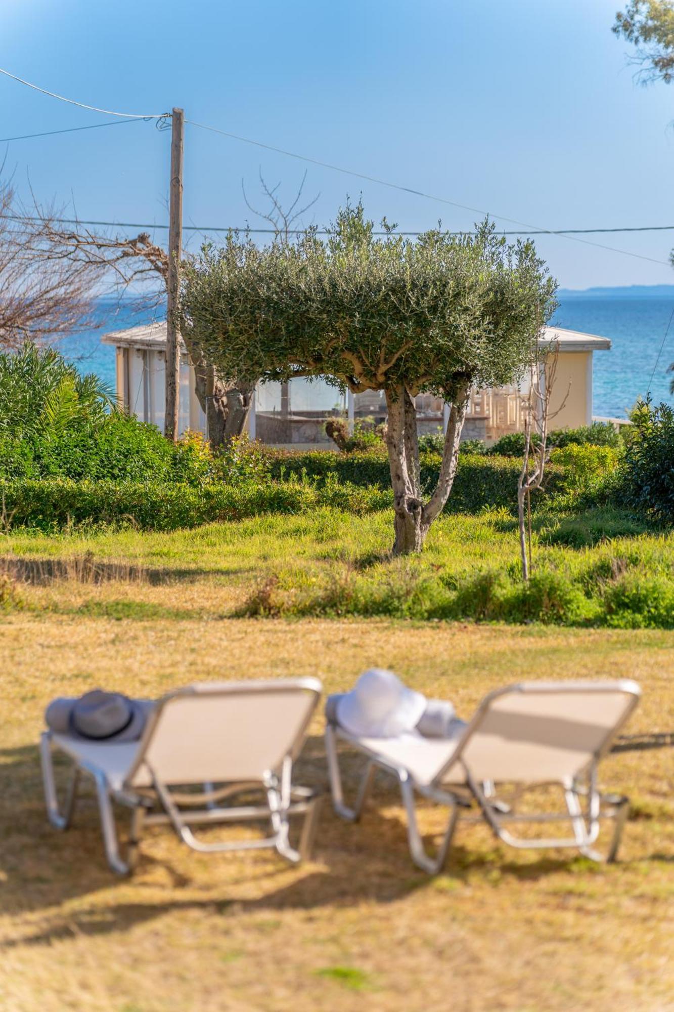Southbank Seafront Apartments Κατελειός Εξωτερικό φωτογραφία