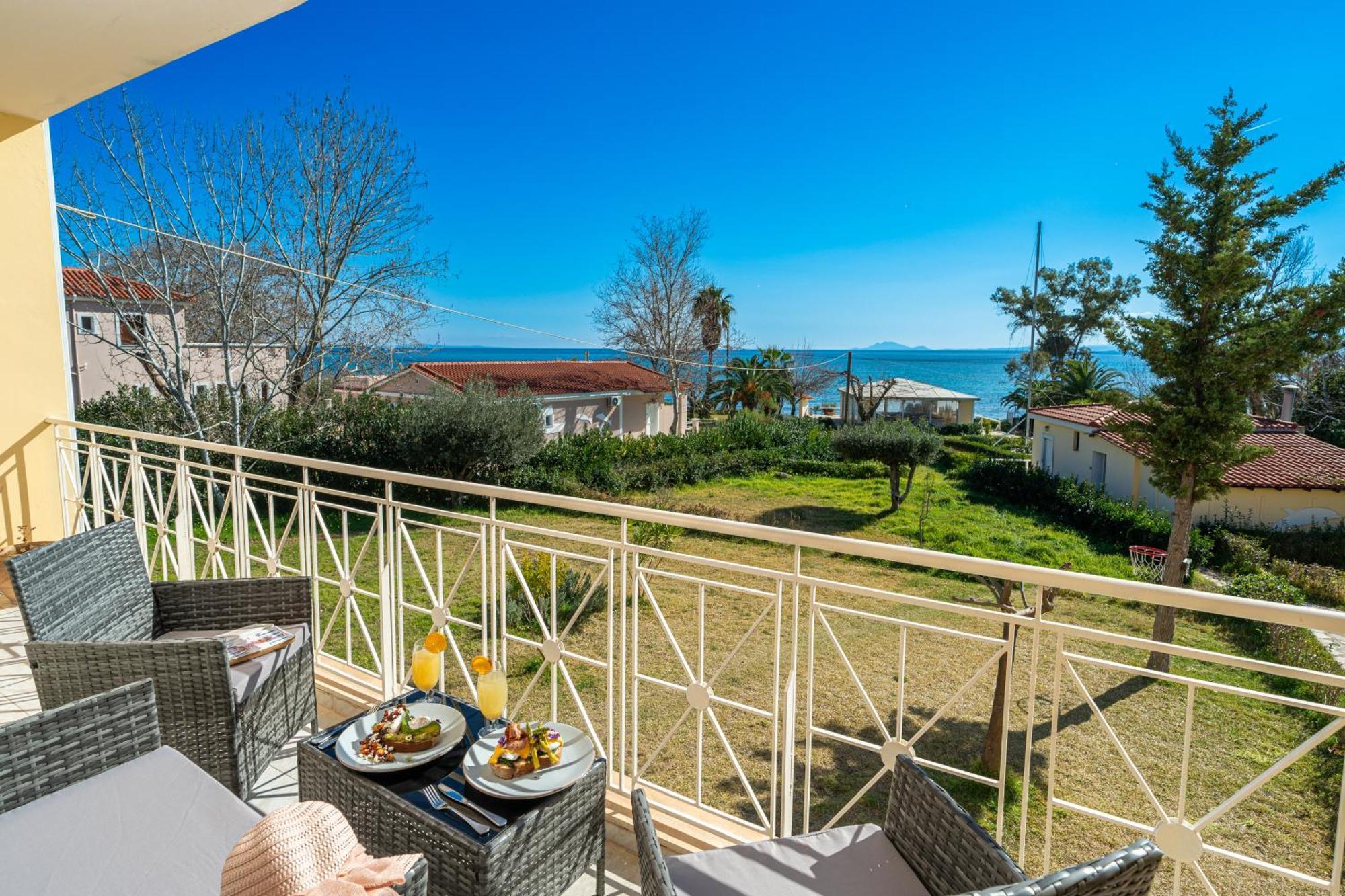 Southbank Seafront Apartments Κατελειός Εξωτερικό φωτογραφία